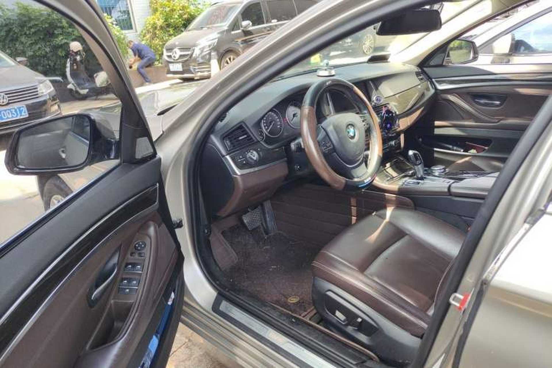 Used BMW 5 Series 2014 525Li Luxury Design Package Driver Seat