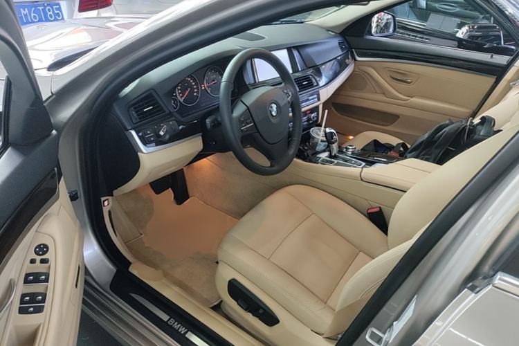 Used BMW 5 Series 2014 525Li Leading Model Driver Seat