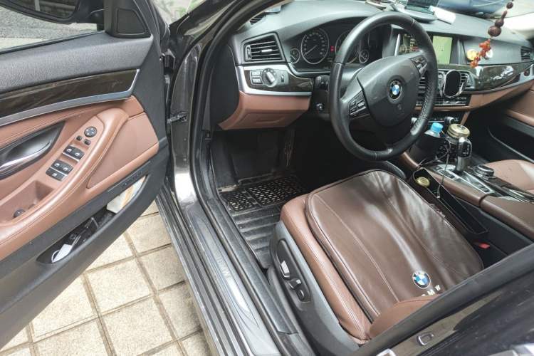 Used BMW 5 Series 2014 535Li Executive Model Style Design Package Driver Seat