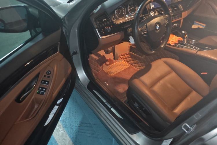 Used BMW 5 Series 2014 520Li Elegant Model Driver Seat