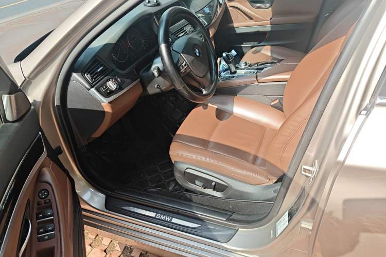 Used BMW 5 Series 2014 520Li Elegant Model Driver Seat