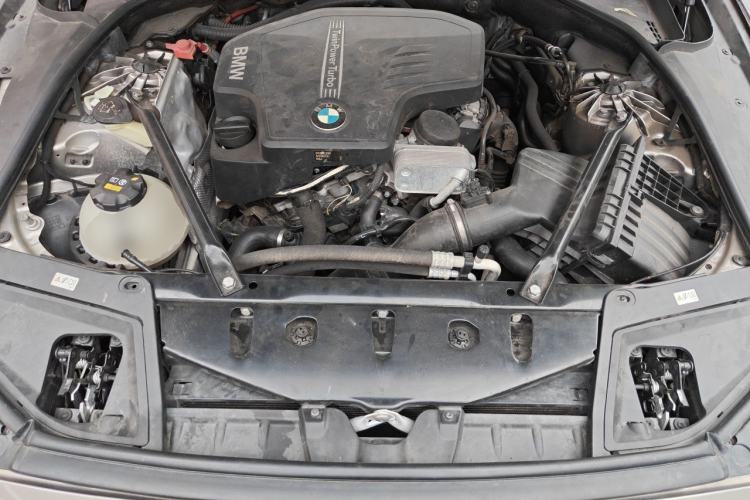 Used BMW 5 Series 2014 525Li Luxury Design Package Engine Bay