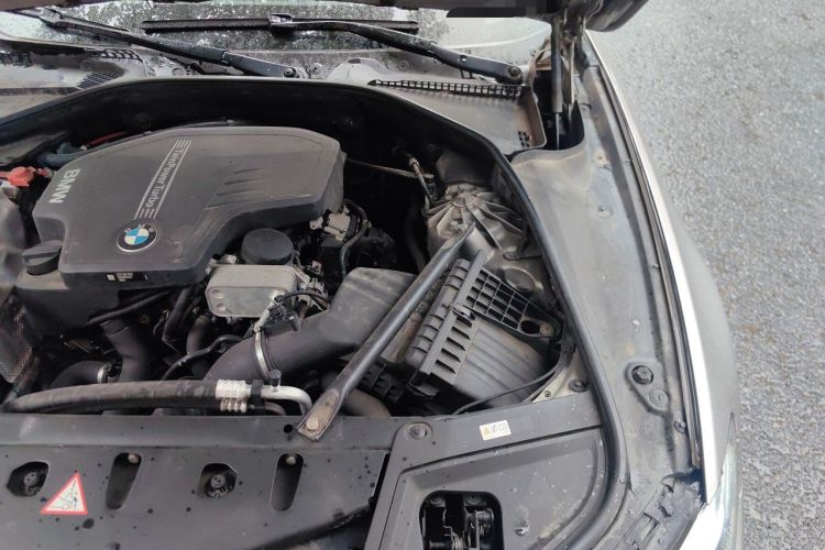 Used BMW 5 Series 2014 525Li Leading Model Engine Bay Left