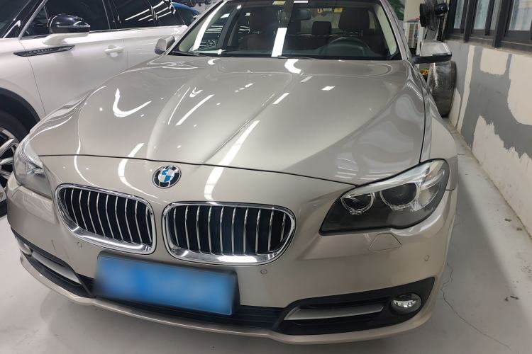 Used BMW 5 Series 2014 528Li Leading Model Exterior 1