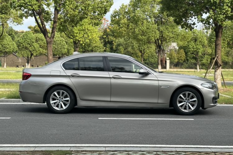 Used BMW 5 Series 2014 520i Elegant Edition Exterior 2
