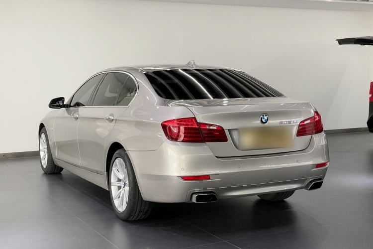 Used BMW 5 Series 2014 535Li Leading Model Exterior 3