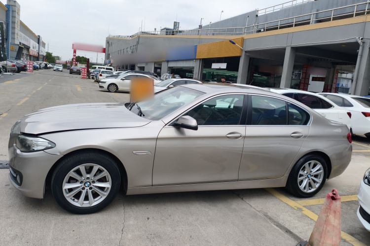 Used BMW 5 Series 2014 520i Elegant Edition Exterior 3