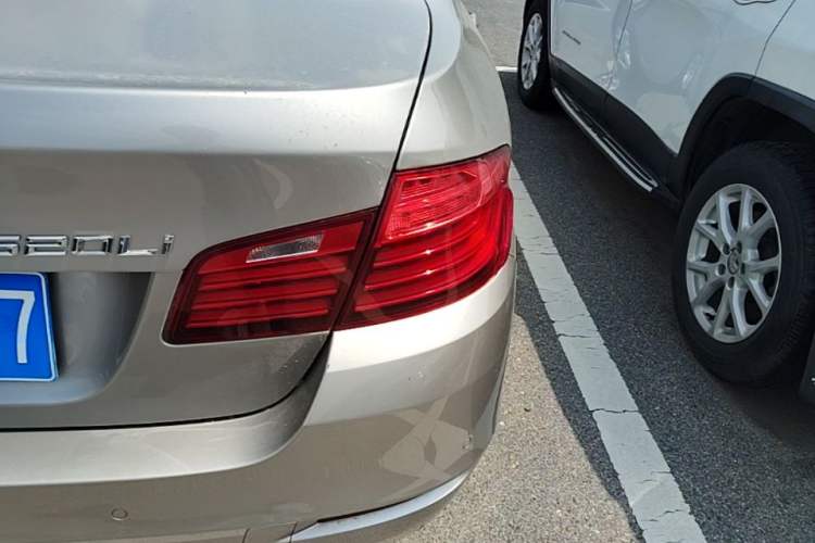 Used BMW 5 Series 2014 520Li Elegant Model Exterior 3