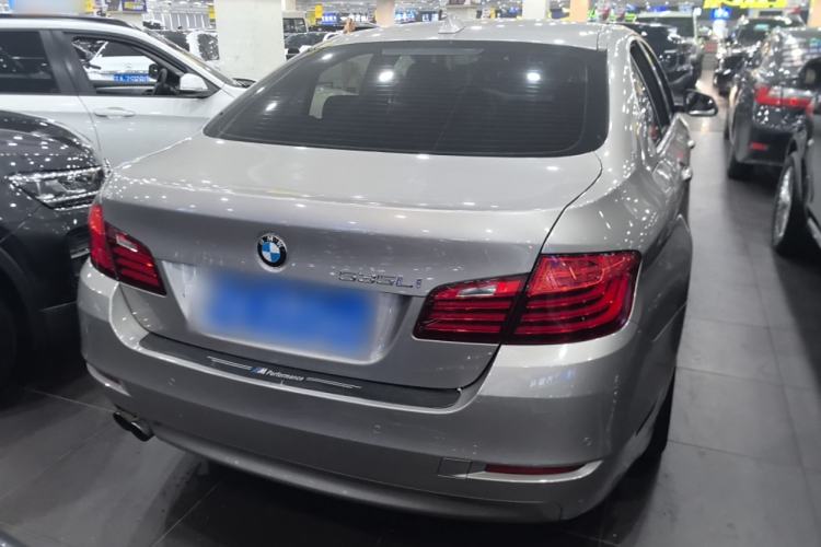 Used BMW 5 Series 2014 520i Elegant Edition Exterior 4