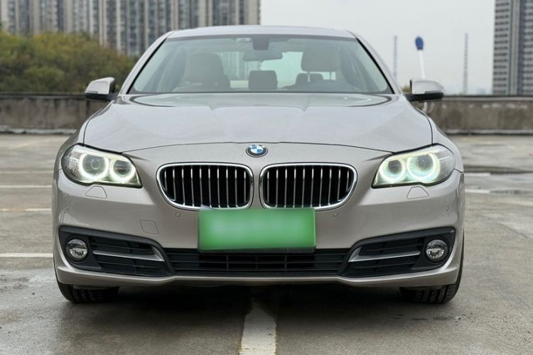 Used BMW 5 Series 2014 520i Elegant Edition Exterior 4