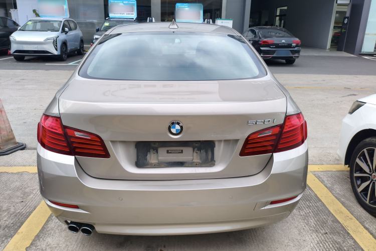 Used BMW 5 Series 2014 520i Elegant Edition Exterior 4