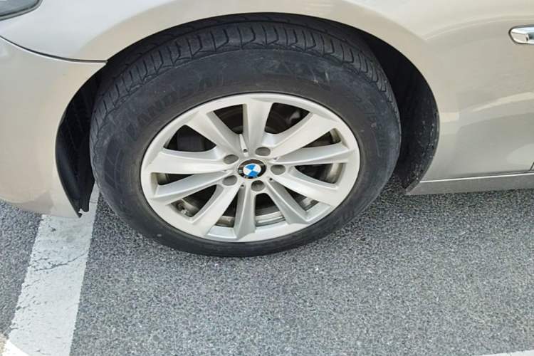 Used BMW 5 Series 2014 520Li Elegant Model Exterior 4
