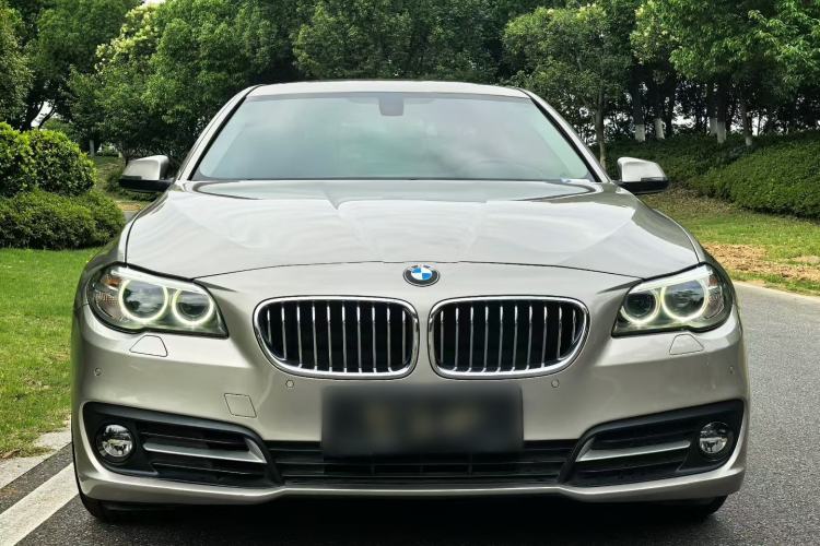 Used BMW 5 Series 2014 525Li Leading Model Exterior 4