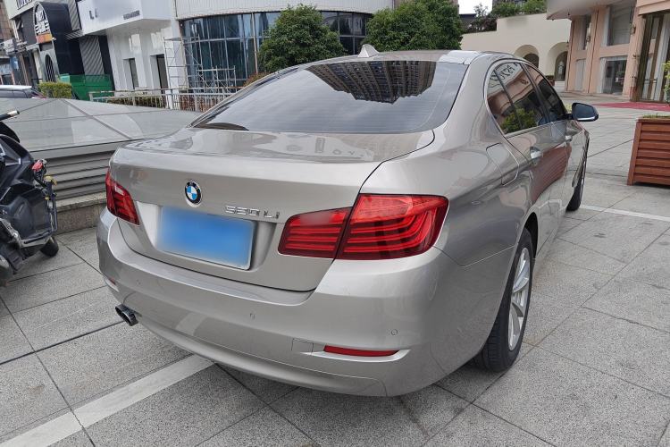 Used BMW 5 Series 2014 520Li Elegant Model Exterior 4