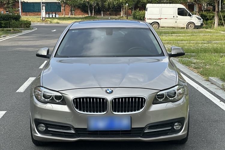 Used BMW 5 Series 2014 520i Elegant Edition Exterior 5