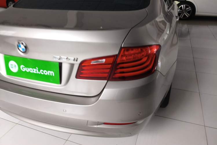 Used BMW 5 Series 2014 520i Elegant Edition Exterior 5