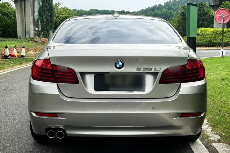 Used BMW 5 Series 2014 525Li Leading Model Exterior 7