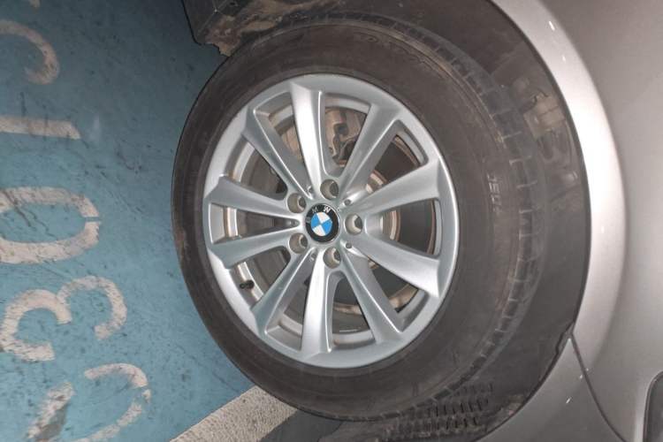 Used BMW 5 Series 2014 520Li Elegant Model Exterior 7