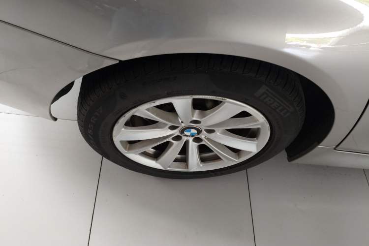 Used BMW 5 Series 2014 520i Elegant Edition Exterior 7