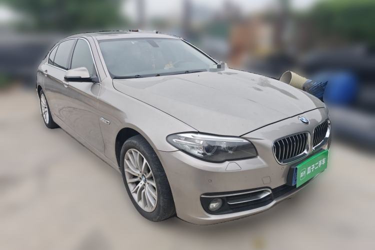 Used BMW 5 Series 2014 525Li Luxury Design Package Front Right 45 Deg