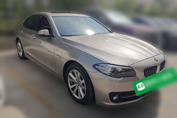 Used BMW 5 Series 2014 520i Elegant Edition Front Right 45 Deg