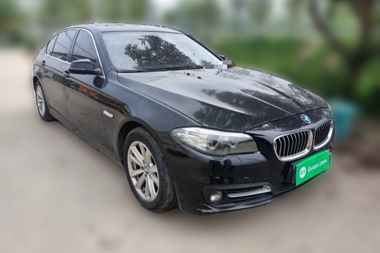 Used BMW 5 Series 2014 520Li Elegant Model Front Right 45 Deg