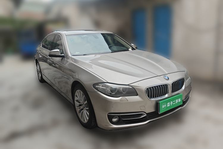 Used BMW 5 Series 2014 525Li Luxury Design Package Front Right 45 Deg