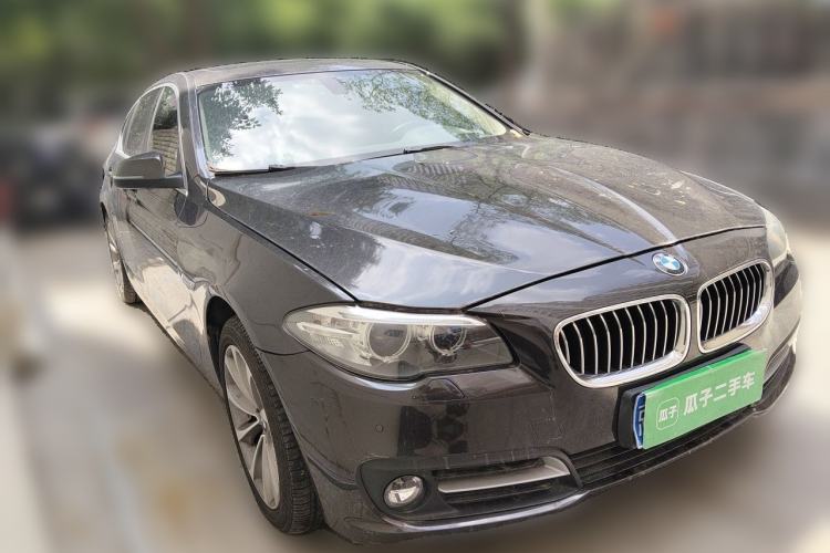 Used BMW 5 Series 2014 528Li Fashion Design Package Front Right 45 Deg