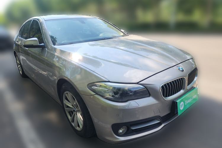 Used BMW 5 Series 2014 520i Elegant Edition Front Right 45 Deg