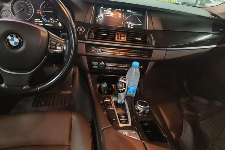 Used BMW 5 Series 2014 525Li Luxury Design Package Gear Lever