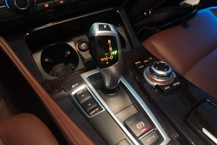 Used BMW 5 Series 2014 525Li Leading Model Gear Lever