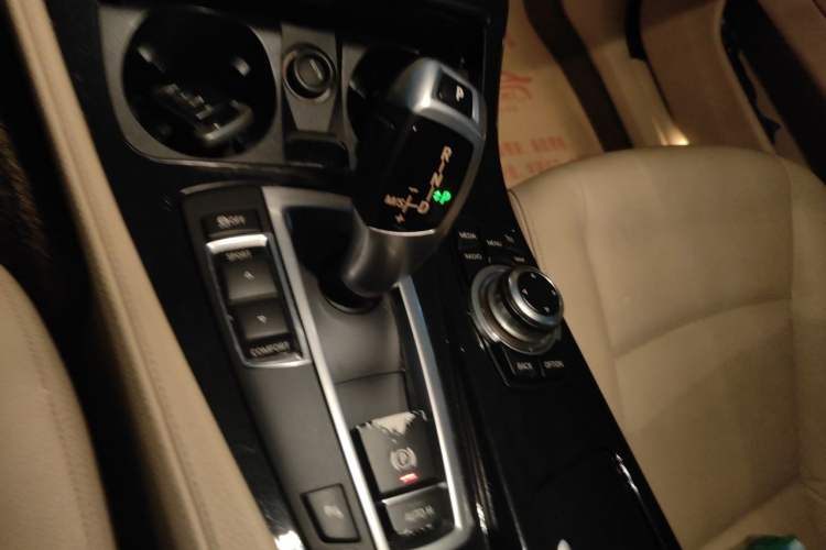 Used BMW 5 Series 2014 520Li Elegant Model Gear Lever