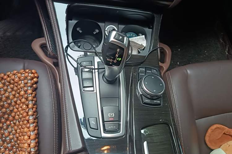 Used BMW 5 Series 2014 525Li Luxury Design Package Gear Lever