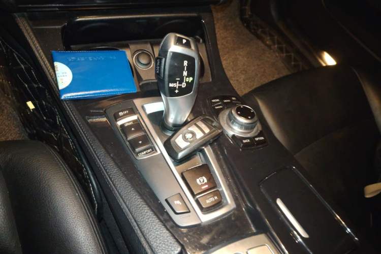 Used BMW 5 Series 2014 520Li Elegant Model Gear Lever