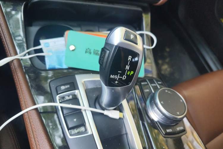 Used BMW 5 Series 2014 525Li Leading Model Gear Lever
