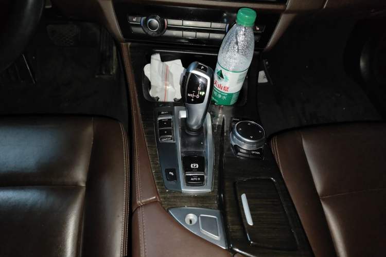 Used BMW 5 Series 2014 525Li Luxury Design Package Gear Lever