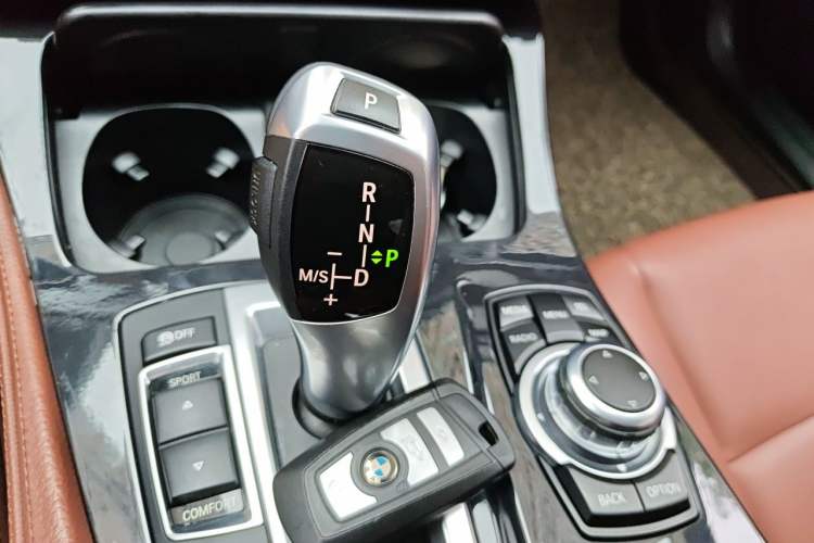 Used BMW 5 Series 2014 520Li Elegant Model Gear Lever
