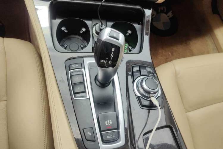 Used BMW 5 Series 2014 525Li Leading Model Gear Lever