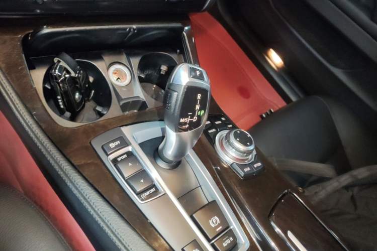 Used BMW 5 Series 2014 525Li Leading Model Gear Lever