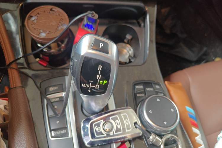 Used BMW 5 Series 2014 528Li Leading Model Gear Lever