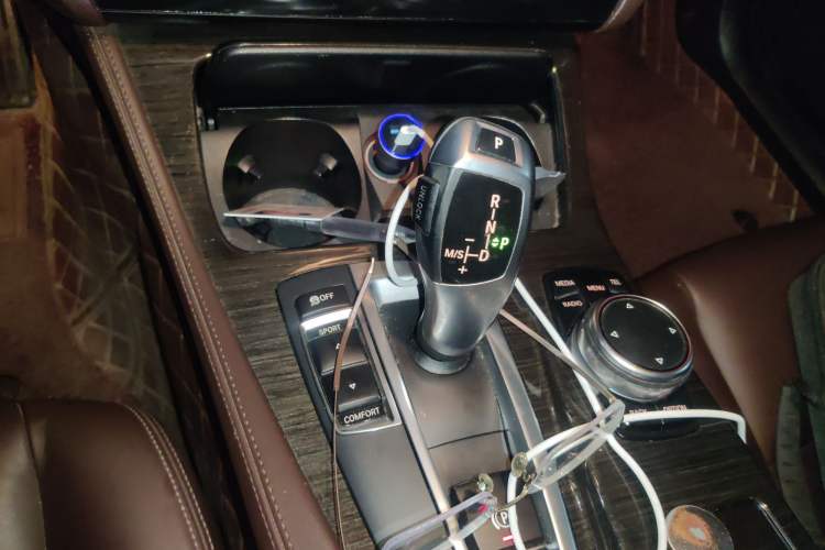 Used BMW 5 Series 2014 525Li Luxury Design Package Gear Lever