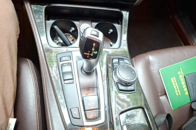 Used BMW 5 Series 2014 525Li Luxury Design Package Gear Lever