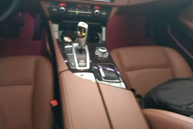 Used BMW 5 Series 2014 525Li Leading Model Gear Lever