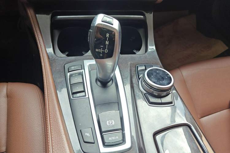 Used BMW 5 Series 2014 525Li Leading Model Gear Lever