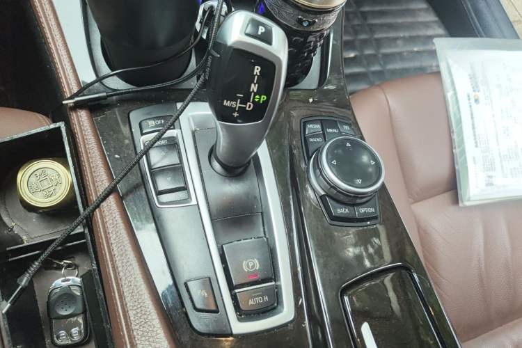 Used BMW 5 Series 2014 535Li Executive Model Style Design Package Gear Lever