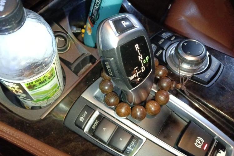 Used BMW 5 Series 2014 525Li Leading Model Gear Lever
