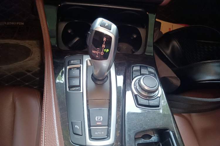 Used BMW 5 Series 2014 525Li Leading Model Gear Lever