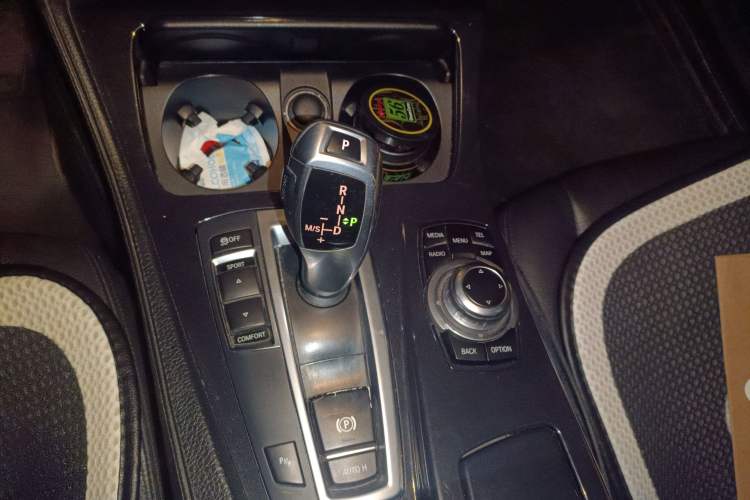 Used BMW 5 Series 2014 520Li Elegant Model Gear Lever