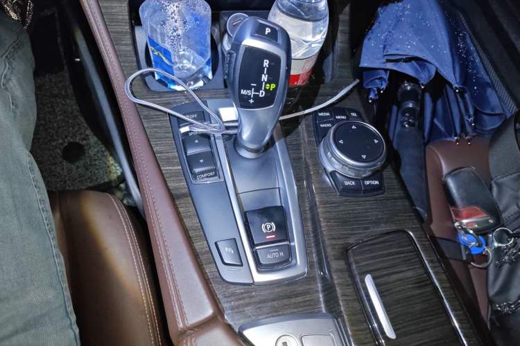 Used BMW 5 Series 2014 525Li Luxury Design Package Gear Lever