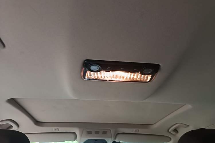 Used BMW 5 Series 2014 525Li Luxury Design Package Headliner
